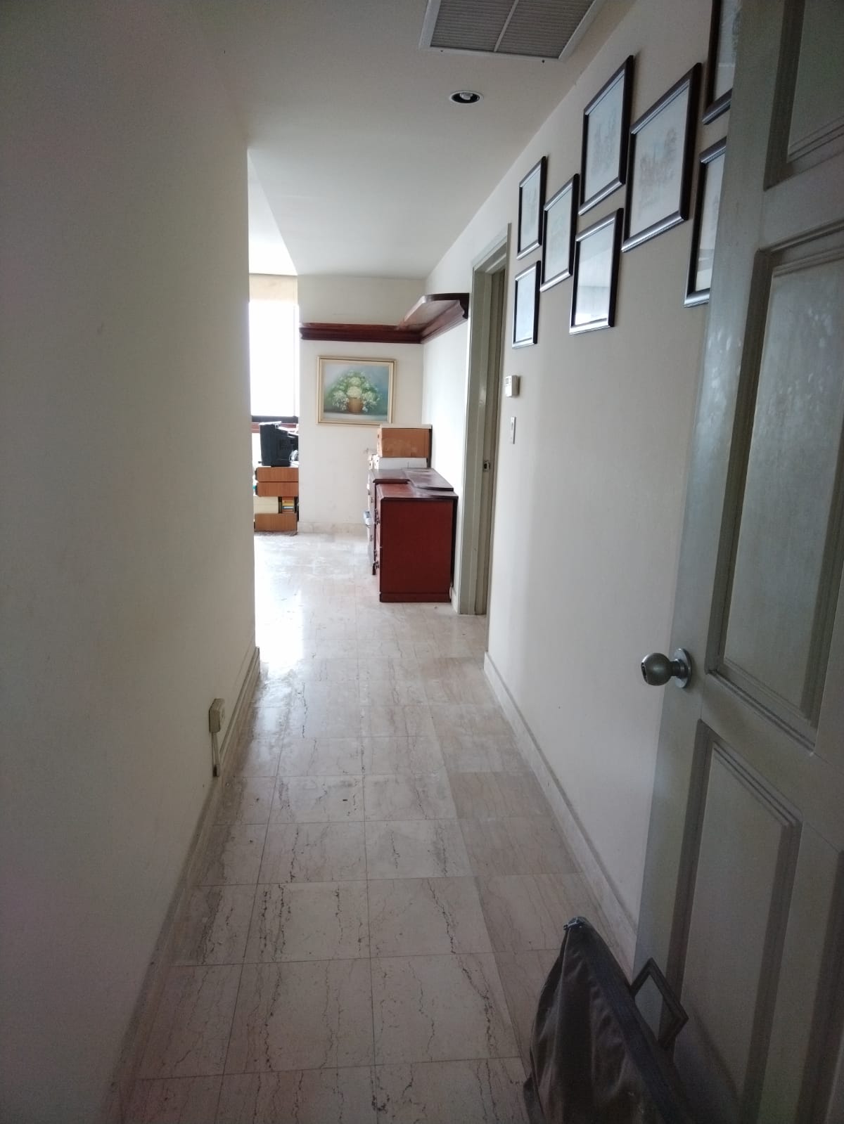 Venta de apartamento de 4 recamaras, 4 baños, ubicado en Bella Vista Panamá